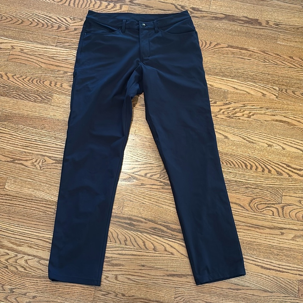 Men’s Lulu black pants size 33